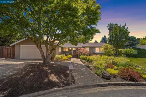17 Hammond Pl, Moraga, CA 94556 photo 1
