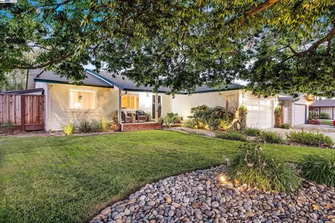 788 Wall St, Livermore, CA 94550 photo 1