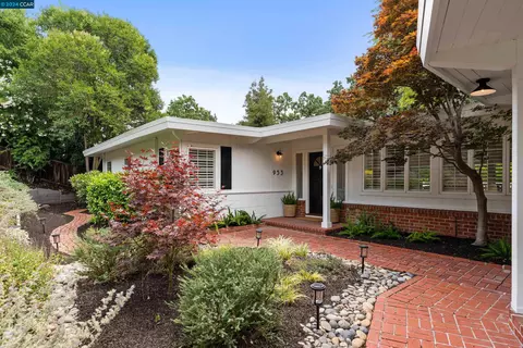 953 Carol Ln, Lafayette, CA 94549