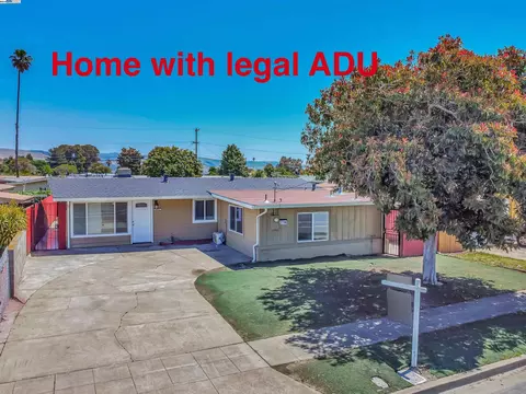 27704 Calaroga Ave, Hayward, CA 94545
