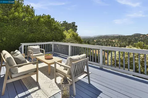 640 Skyline Dr, Martinez, CA 94553 photo 1