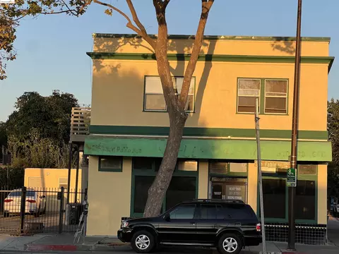 2351 San Pablo Ave, Berkeley, CA 94702 photo 1