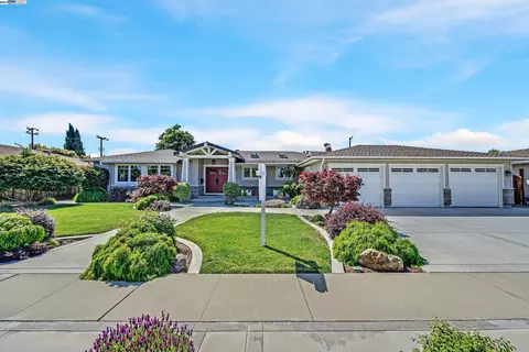 4461 Faulkner Dr, Fremont, CA 94536