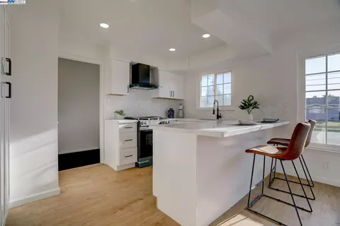 25822 Gettysburg Ave, Hayward, CA 94545 photo 1
