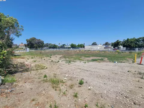310 Central Ave, Pittsburg, CA 94565 photo 5