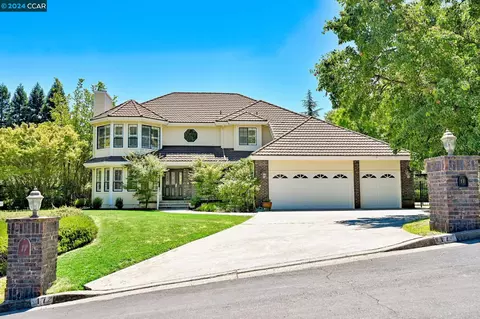 17 Silverhill Way, Lafayette, CA 94549 photo 1