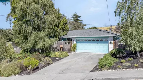 2868 Flannery Rd, San Pablo, CA 94806