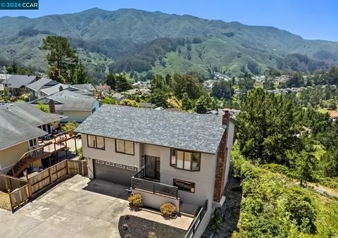 27 Big Sur Way, Pacifica, CA 94044 photo 1