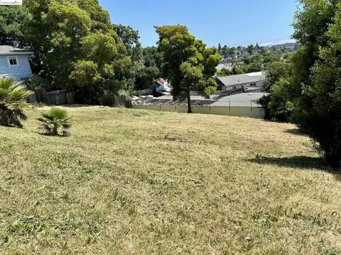 339 Hichborn St, Vallejo, CA 94590 photo 1