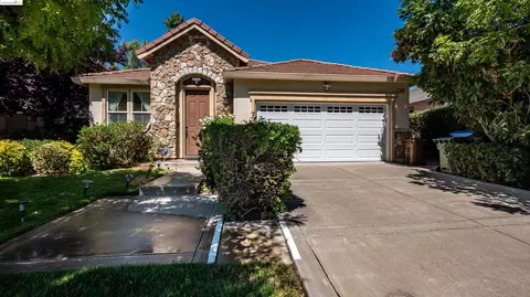 1964 Las Flores Dr, Brentwood, CA 94513