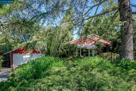1015 Juanita Dr, Walnut Creek, CA 94595