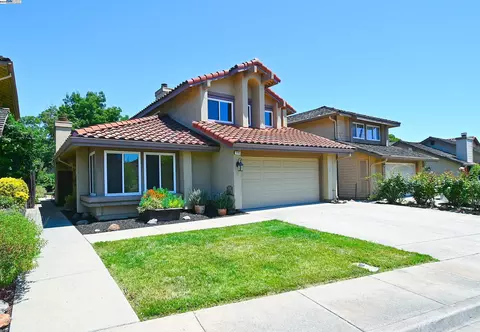 7163 Kingston Pl, Dublin, CA 94568 photo 1