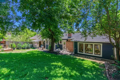 1465 Pacheco Blvd, Martinez, CA 94553 photo 1