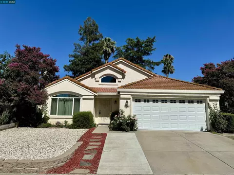 8246 Bellsbrae Dr, Antelope, CA 95843 photo 1