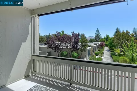 2101 Pine Knoll Dr #10, Walnut Creek, CA 94595
