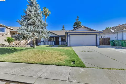 325 Raven Ln, Lodi, CA 95240