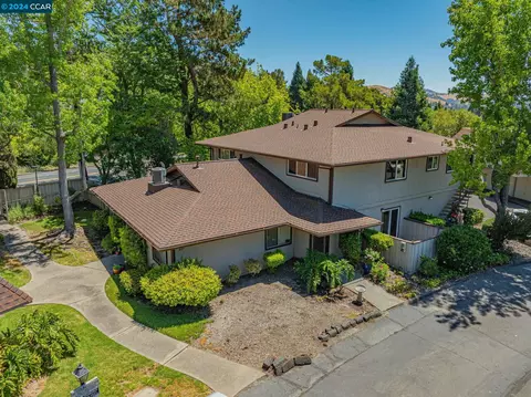 809 Villa Ln #3, Moraga, CA 94556 photo 1