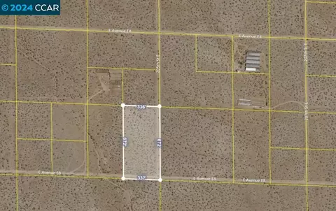 205 E And E-8, Lancaster, CA 93535