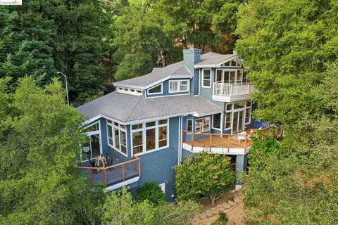7245 Buckingham Blvd, Berkeley, CA 94705 photo 1