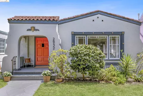 2932 56th Ave, Oakland, CA 94605