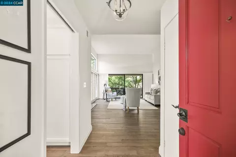 1261 Avenida Sevilla #1B, Walnut Creek, CA 94595
