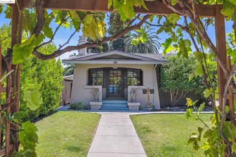 521 Victoria Ct, San Leandro, CA 94577