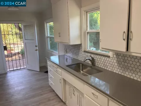 1315 Vine Ave, Martinez, CA 94553 photo 1