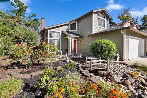 2305 Banbury Loop, Martinez, CA 94553 photo 1