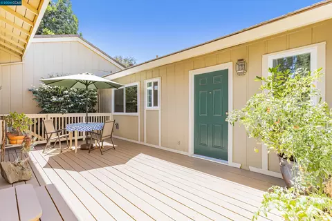 537 Thistle Cir, Martinez, CA 94553 photo 1