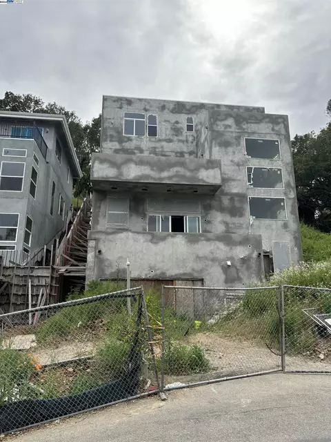 Undisclosed, CA