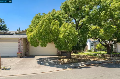 4912 Oakbrook Ct, Fairfield, CA 94534 photo 1