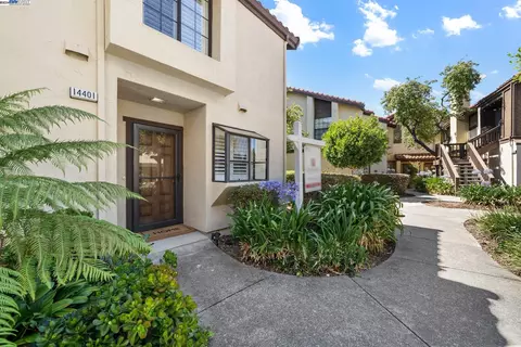 14401 Seagate Dr, San Leandro, CA 94577 photo 1