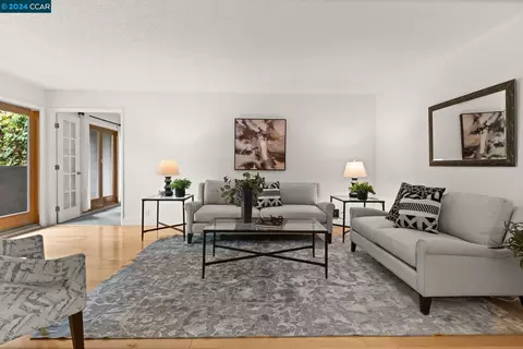 150 Pearl St #220, Oakland, CA 94611