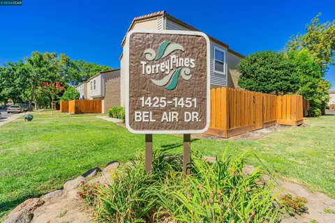 1435 Bel Air Dr #D, Concord, CA 94521