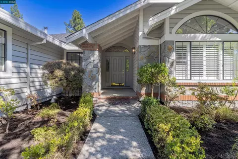 3 Peralta Ct, Moraga, CA 94556 photo 1