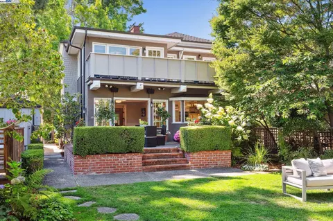 1232 Saint Charles St, Alameda, CA 94501
