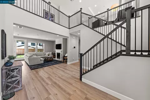 300 Adora, Oakley, CA 94561 photo 1