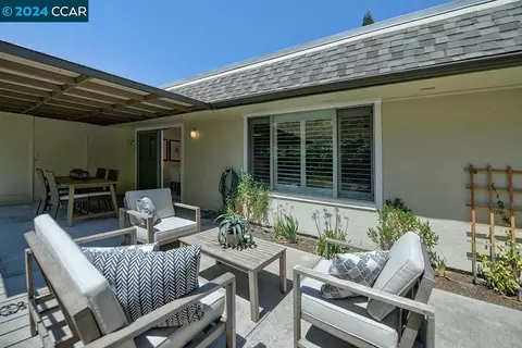 2712 Ptarmigan Dr #1, Walnut Creek, CA 94595