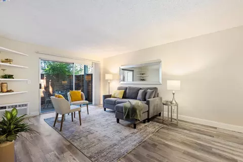 4081 Clayton Rd #125, Concord, CA 94521