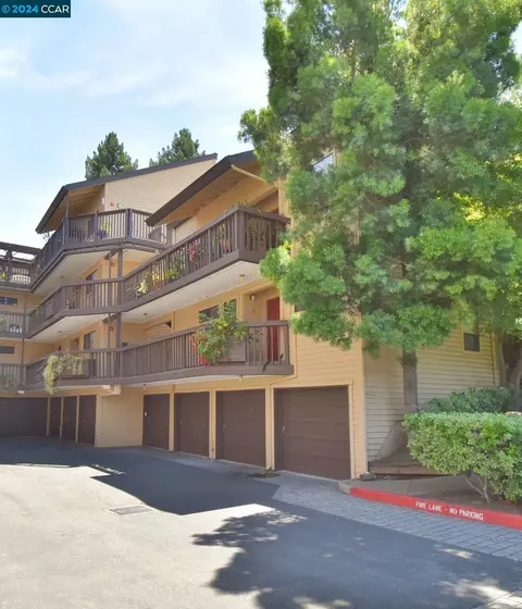 99 Cleaveland Rd #13, Pleasant Hill, CA 94523