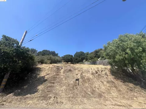 0 Burr St, Oakland, CA 94605