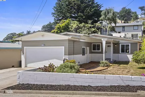 467 Moana Way, Pacifica, CA 94044 photo 1