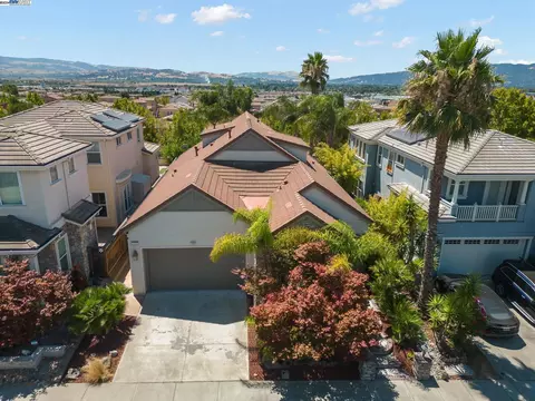 3336 Ridgefield Way, Dublin, CA 94568 photo 1