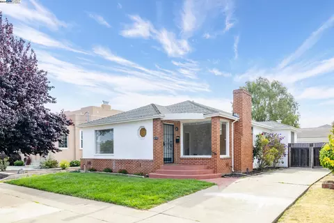 542 27th St, Richmond, CA 94804 photo 1