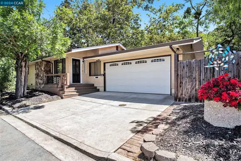 2811 Castro St, Martinez, CA 94553 photo 1