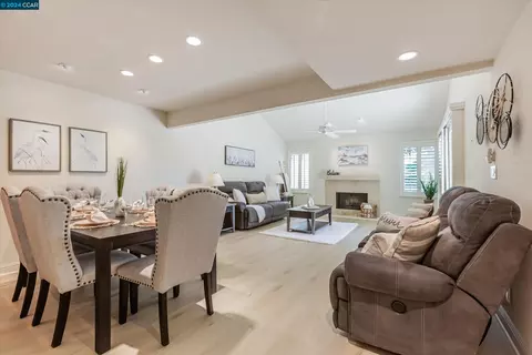 1670 Clayton Rd #24, Concord, CA 94520 photo 1