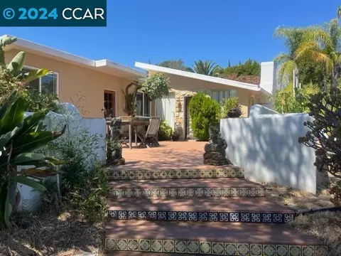 2421 Overlook Dr, Walnut Creek, CA 94597