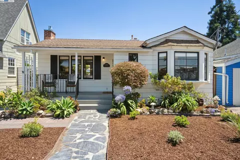1130 Versailles Ave, Alameda, CA 94501 photo 1