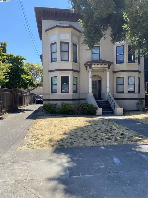 1536 Santa Clara Ave, Alameda, CA 94501