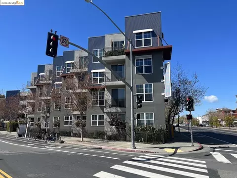 1121 40th St #3402, Emeryville, CA 94608